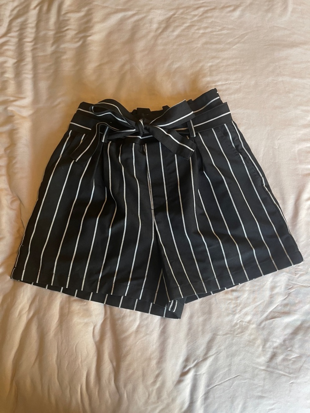 Forever 21 Black Pinstripe High-Waist Paperbag Shorts with Tie